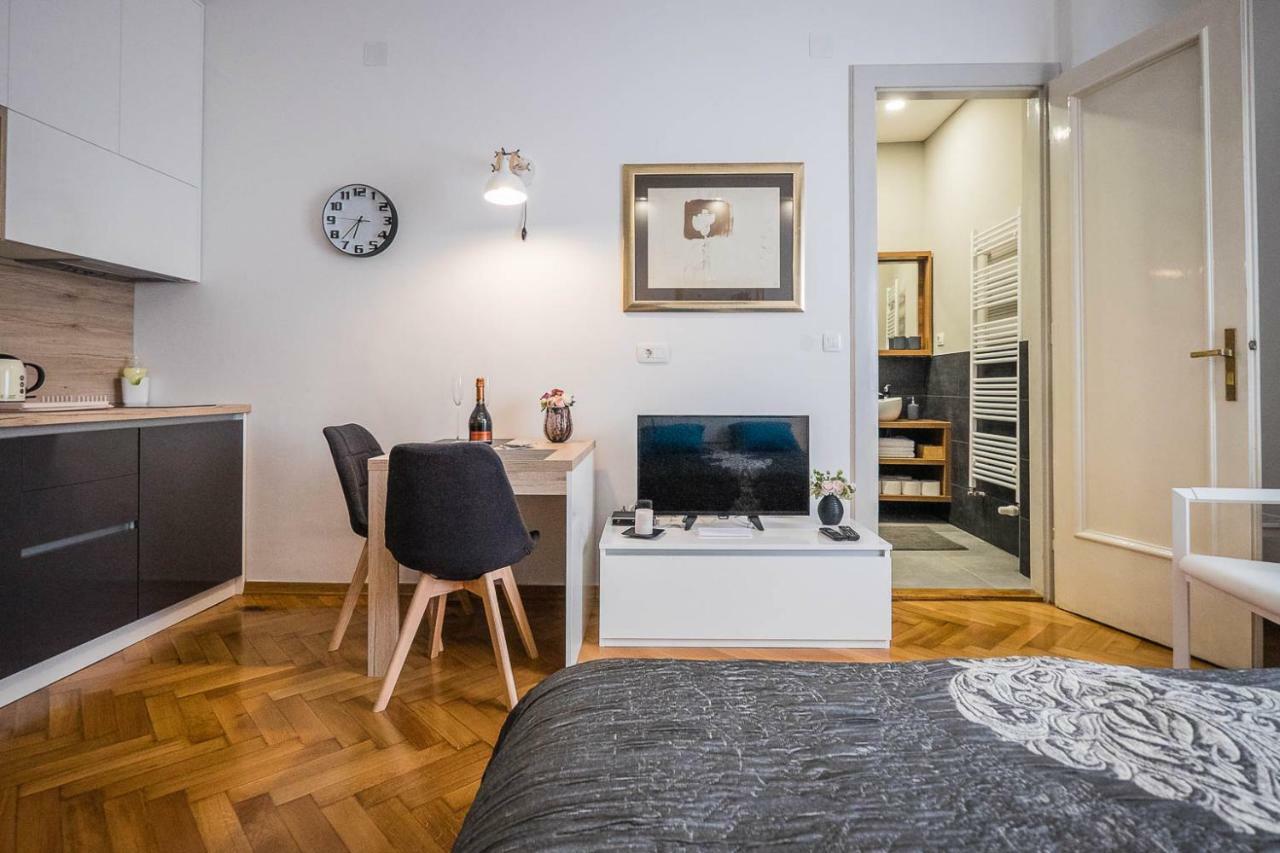 Caelestis luxury studio Zagreb Extérieur photo